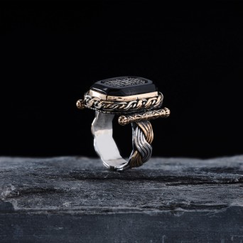 Siyah Atom Taşlı Gümüş Yüzük