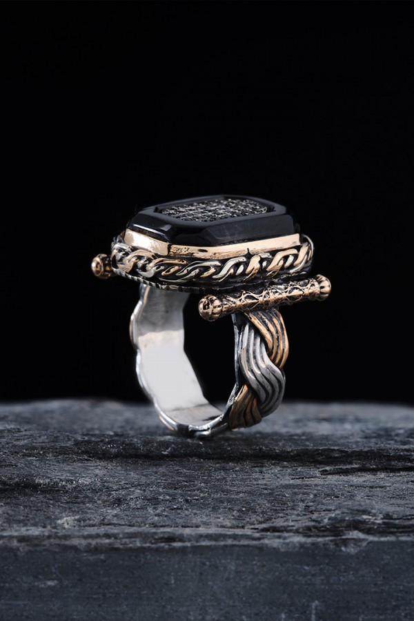 Siyah Atom Taşlı Gümüş Yüzük